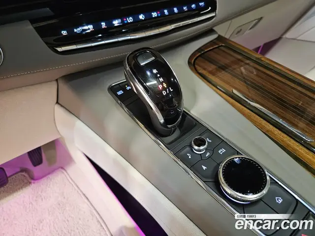 Cadillac Escalade 2023 6.2 АКПП, миниатюра 9