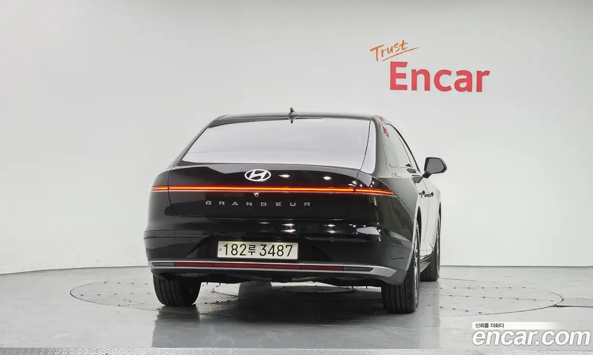 Hyundai Grandeur 2023 1.6 АКПП, фото 4