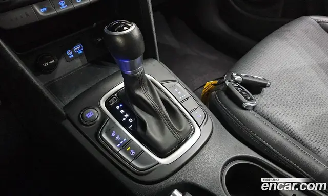 Hyundai Kona 2017 1.6 АКПП, миниатюра 11
