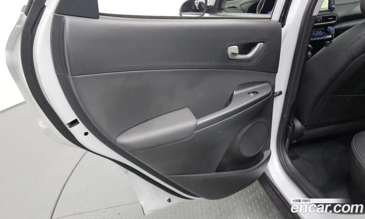 Hyundai Kona 2017 1.6 АКПП, фото 14