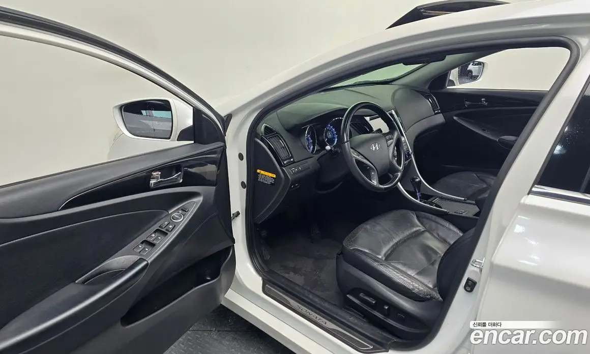 Hyundai Sonata 2010 2.0 АКПП, фото 11