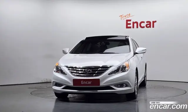 Hyundai Sonata 2010 2.0 АКПП, миниатюра 3