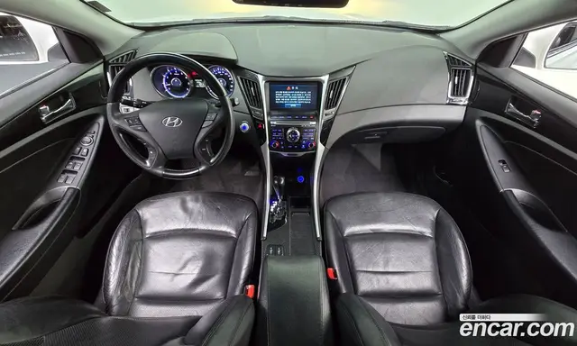 Hyundai Sonata 2010 2.0 АКПП, миниатюра 7
