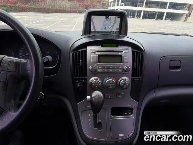 Hyundai Starex 2013 2.5 АКПП, миниатюра 11