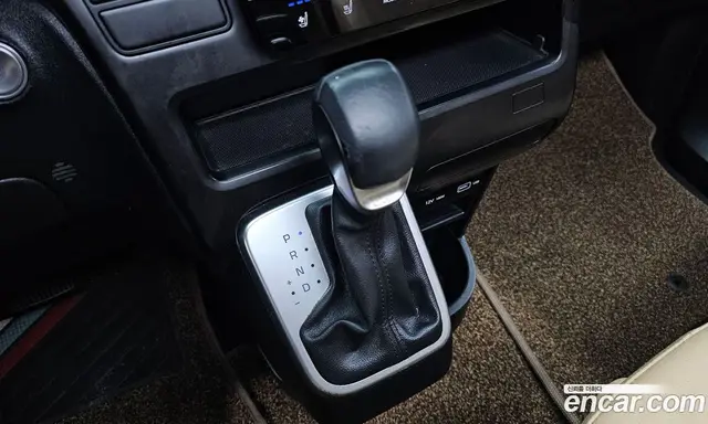 Hyundai Staria 2023 2.2 АКПП, миниатюра 9
