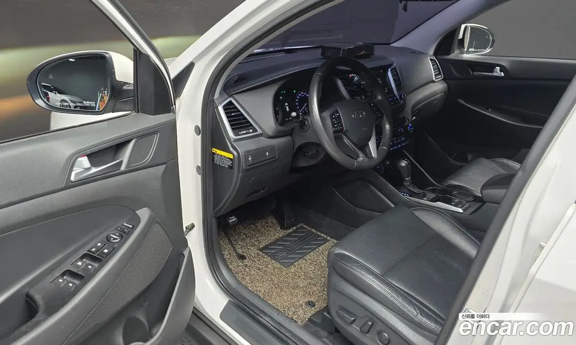 Hyundai Tucson 2015 1.7 АКПП, фото 12
