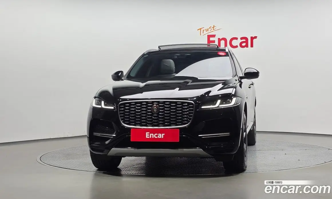 Jaguar F-Pace 2022 2.0 АКПП, фото 3