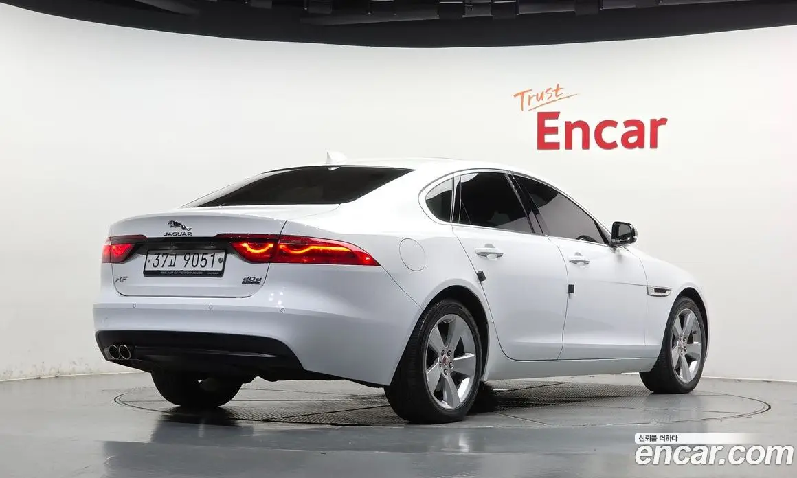 Jaguar XF 2017 2.0 АКПП, фото 2 Jaguar XF 2017 2.0 АКПП, фото 2