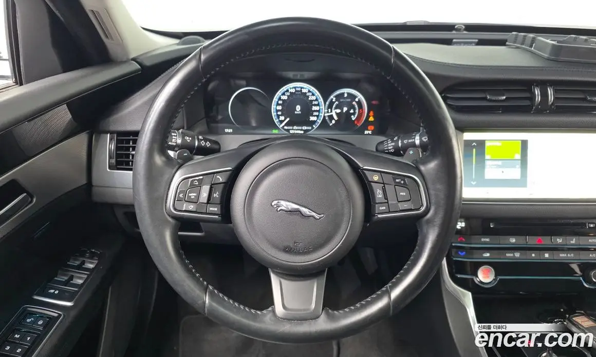 Jaguar XF 2017 2.0 АКПП, фото 13 Jaguar XF 2017 2.0 АКПП, фото 13
