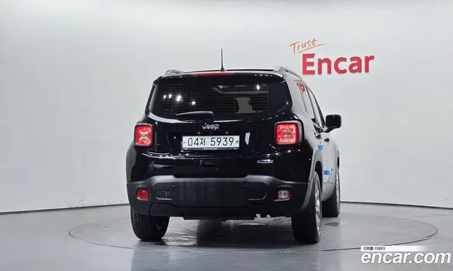 Jeep Renegade 2018 2.4 АКПП, миниатюра 4 Jeep Renegade 2018 2.4 АКПП, миниатюра 4