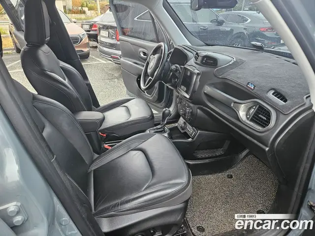 Jeep Renegade 2018 2.0 АКПП, миниатюра 9