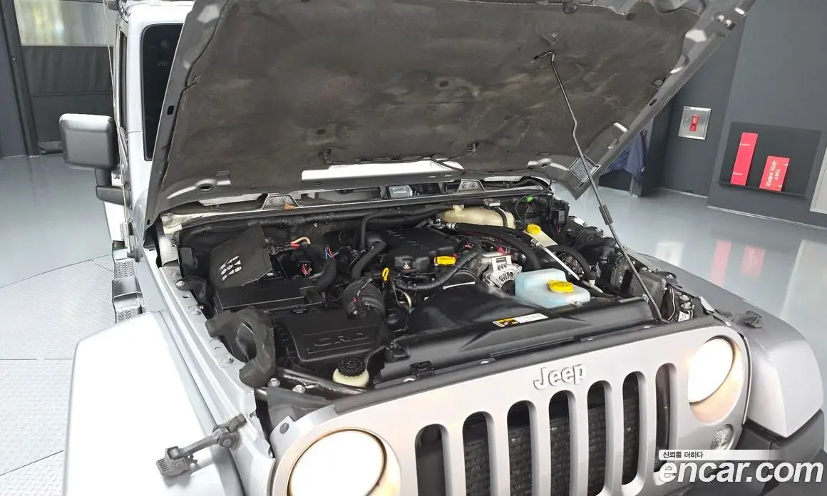 Jeep Wrangler 2015 2.8 АКПП, фото 6