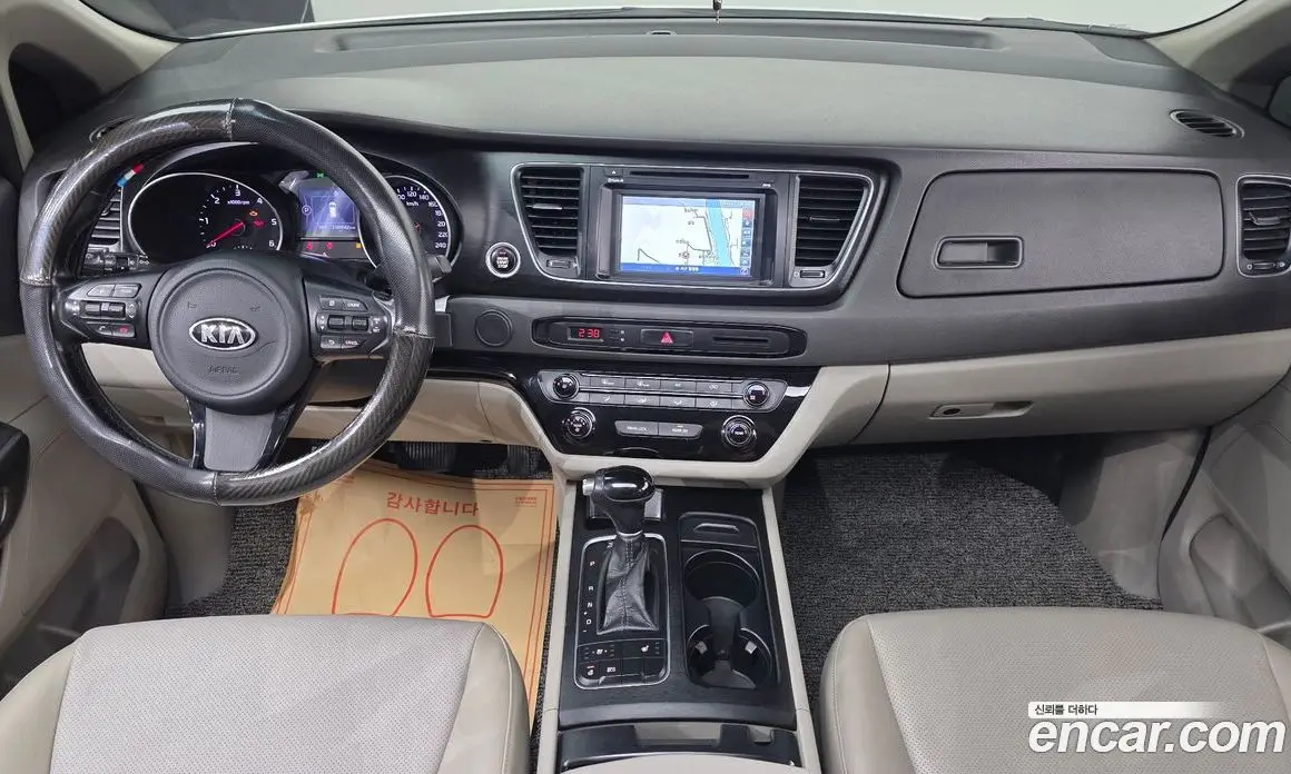 Kia Carnival 2014 2.2 АКПП, фото 7 Kia Carnival 2014 2.2 АКПП, фото 7