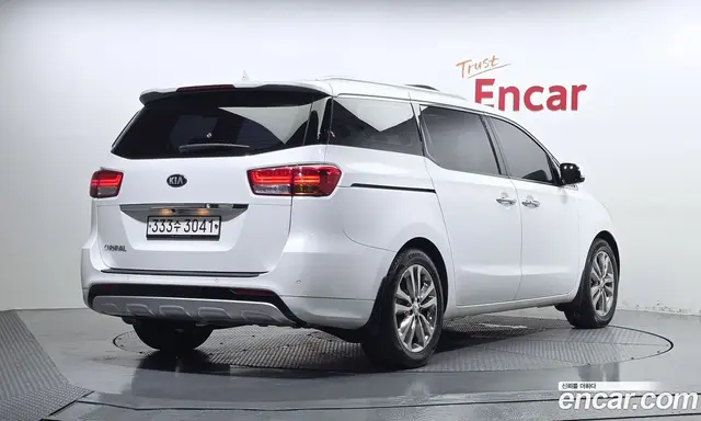 Kia Carnival 2018 2.2 АКПП, миниатюра 2
