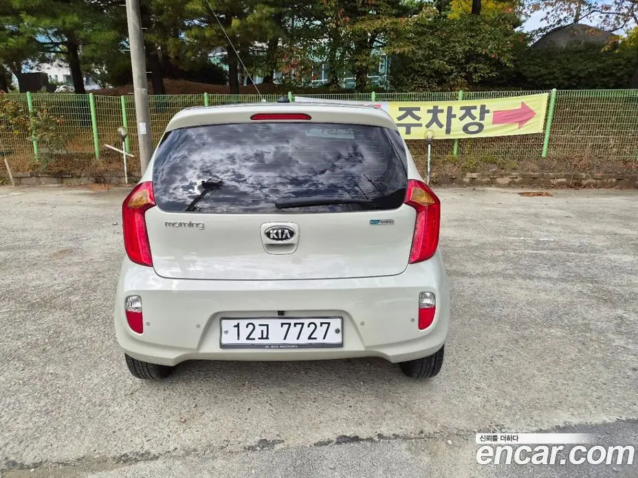Kia Morning 2014 1.0 АКПП, фото 5