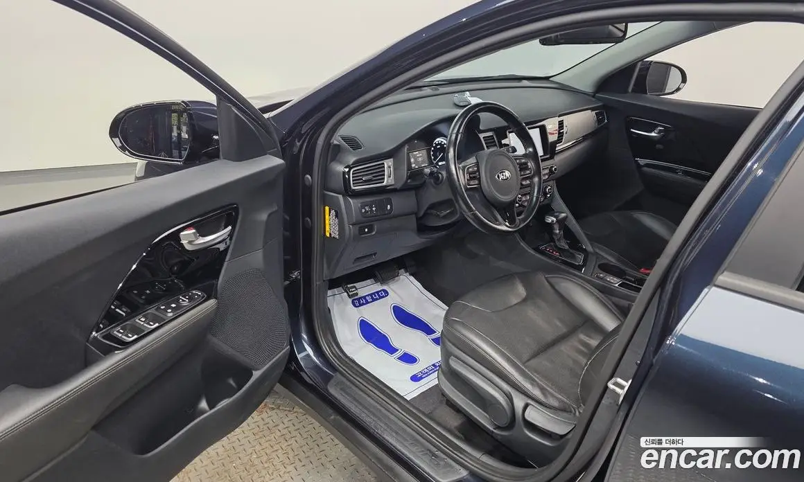 Kia Niro 2017 1.6 АКПП, фото 13