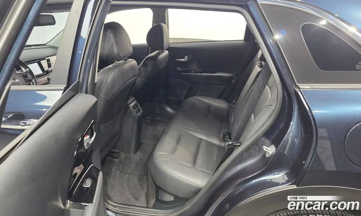 Kia Niro 2017 1.6 АКПП, фото 16