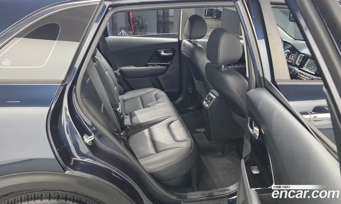 Kia Niro 2017 1.6 АКПП, фото 18