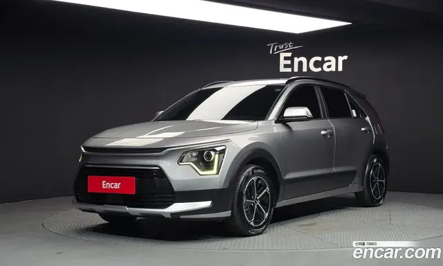 Kia Niro, 2022, 63 234 км