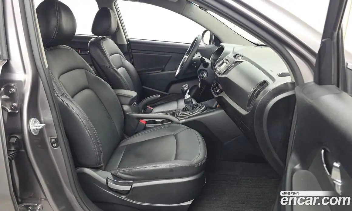 Kia Sportage 2011 2.0 МКПП, фото 11