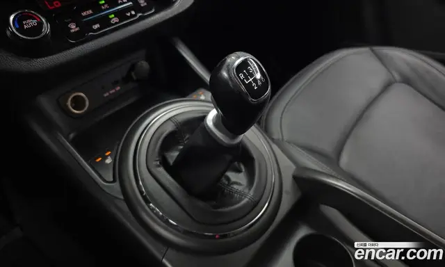 Kia Sportage 2011 2.0 МКПП, миниатюра 9