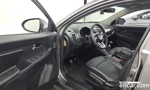 Kia Sportage 2011 2.0 МКПП, миниатюра 10