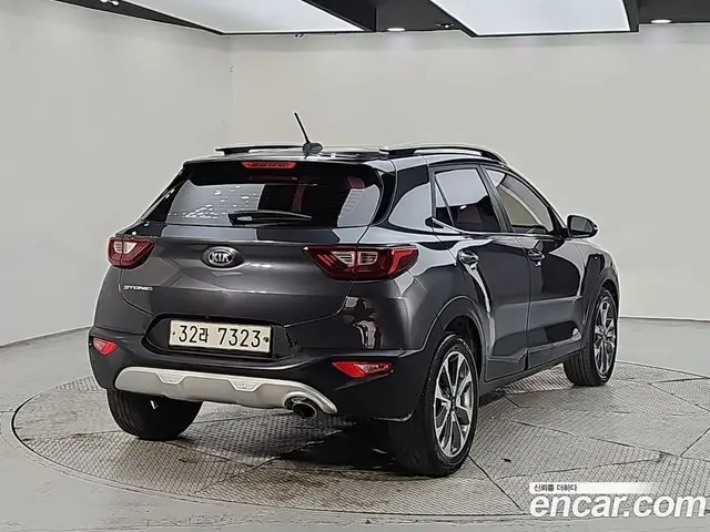 Kia Stonic 2017 1.6 АКПП, миниатюра 4