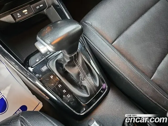 Kia Stonic 2017 1.6 АКПП, миниатюра 8