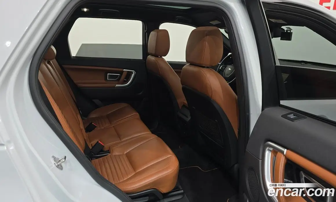 Land Rover Discovery Sport 2016 2.0 АКПП, фото 11