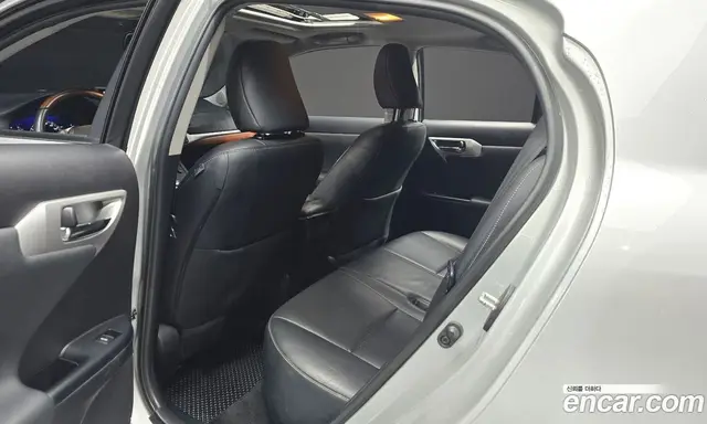 Lexus CT200h 2011 1.8 АКПП, миниатюра 11 Lexus CT200h 2011 1.8 АКПП, миниатюра 11