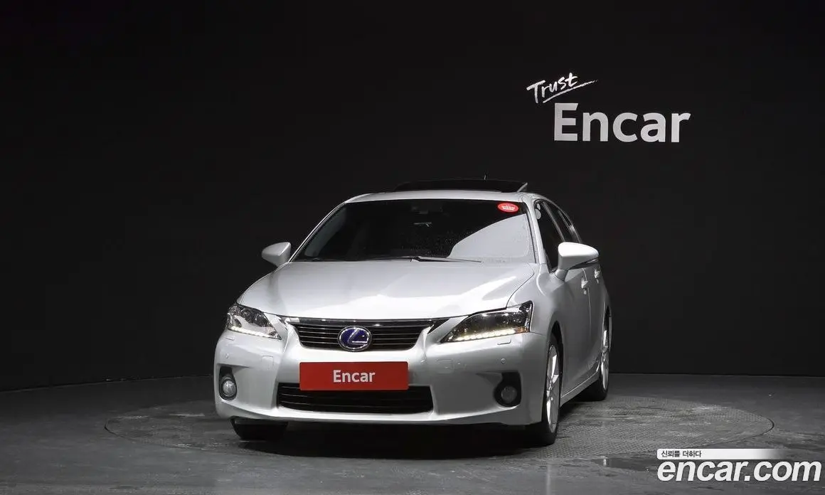 Lexus CT200h 2011 1.8 АКПП, фото 3 Lexus CT200h 2011 1.8 АКПП, фото 3