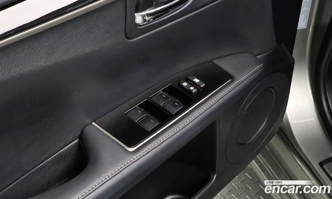 Lexus ES 2017 2.5 АКПП, фото 16