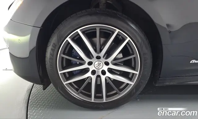 Maserati Ghibli 2021 2.0 АКПП, миниатюра 4