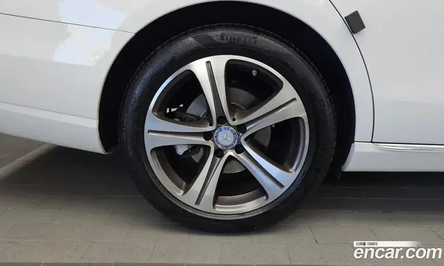 Mercedes-Benz E-Class 2016 2.0 АКПП, миниатюра 5