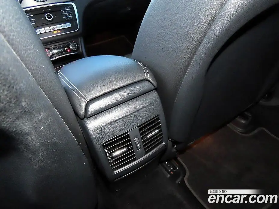 Mercedes-Benz GLA-Class 2019 2.0 АКПП, фото 15