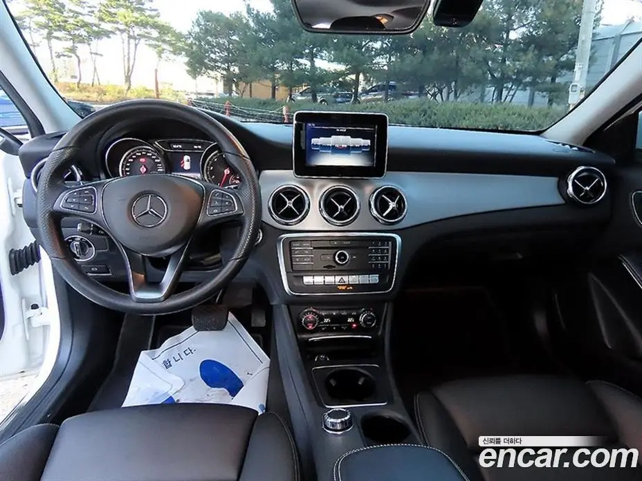 Mercedes-Benz GLA-Class 2019 2.0 АКПП, фото 7