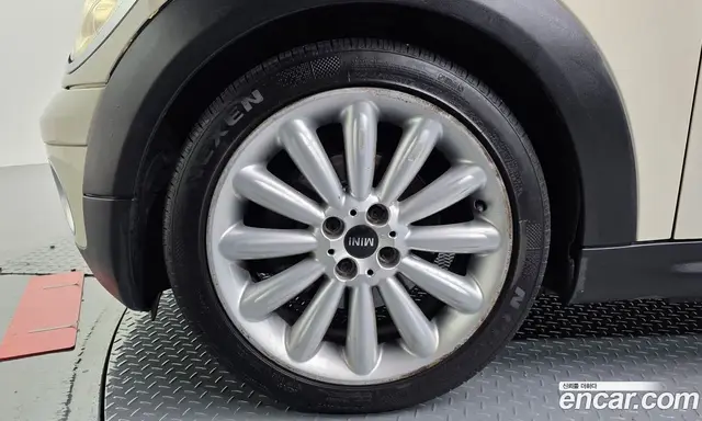 Mini Cooper 2010 1.6 АКПП, миниатюра 5