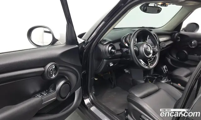 Mini Cooper 2019 1.5 АКПП, миниатюра 10