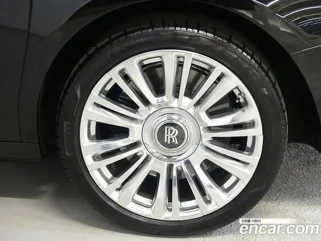 Rolls-Royce Ghost 2021 6.7 АКПП, миниатюра 4 Rolls-Royce Ghost 2021 6.7 АКПП, миниатюра 4
