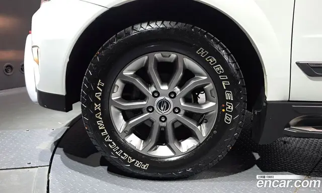 SsangYong Korando 2015 2.0 АКПП, миниатюра 5