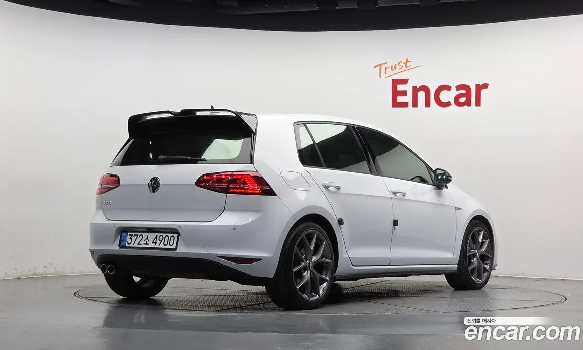 Volkswagen Golf 2015 2.0 АКПП, фото 2 Volkswagen Golf 2015 2.0 АКПП, фото 2