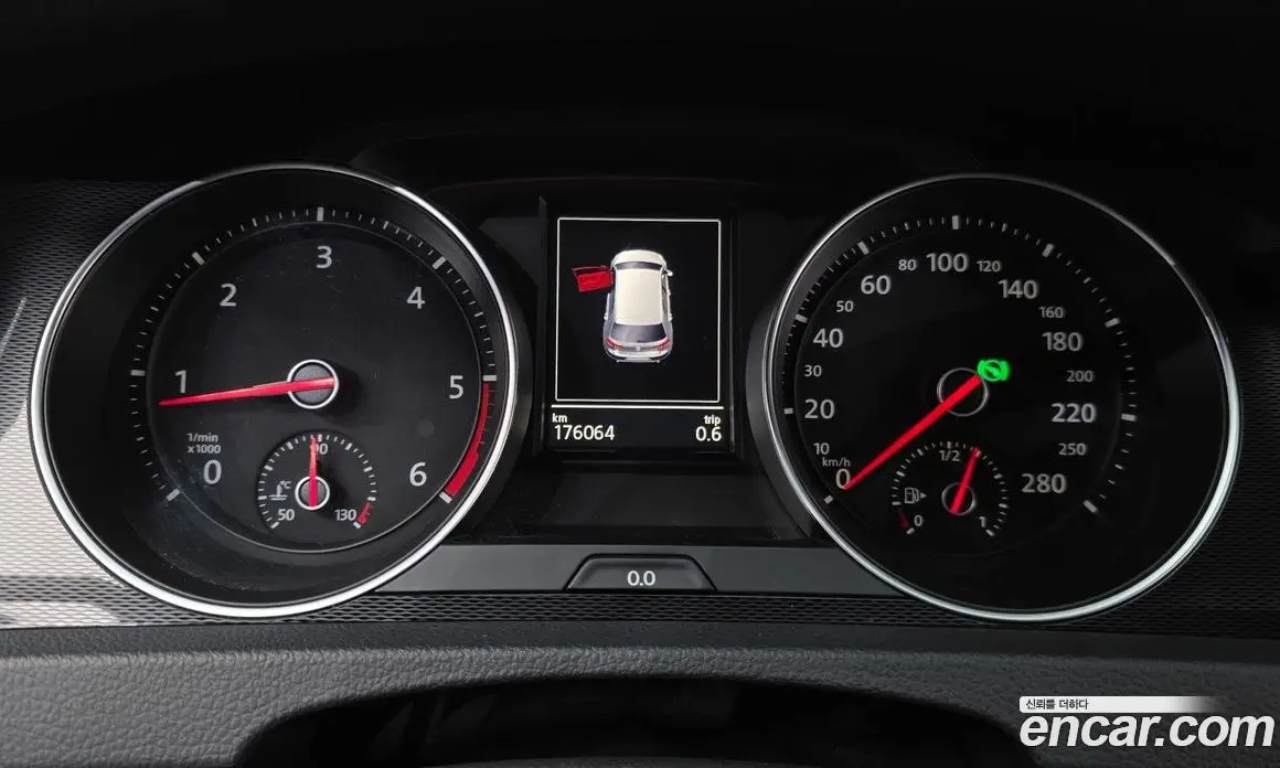 Volkswagen Golf 2015 2.0 АКПП, фото 8 Volkswagen Golf 2015 2.0 АКПП, фото 8