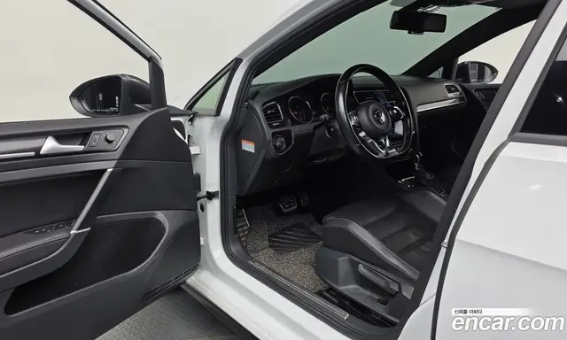 Volkswagen Golf 2015 2.0 АКПП, миниатюра 10 Volkswagen Golf 2015 2.0 АКПП, миниатюра 10