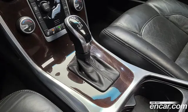 Volvo XC70 2014 2.4 АКПП, миниатюра 9