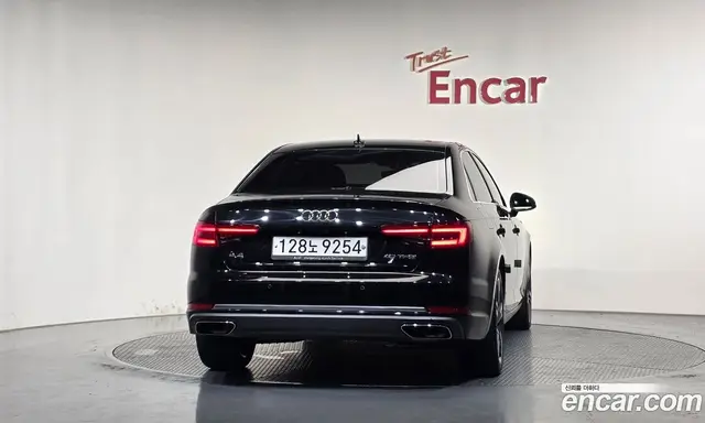 Audi A4 2019 2.0 АКПП, миниатюра 4