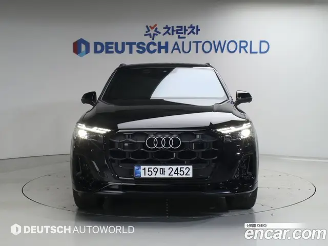 Audi Q7, 2025, 12 650 км