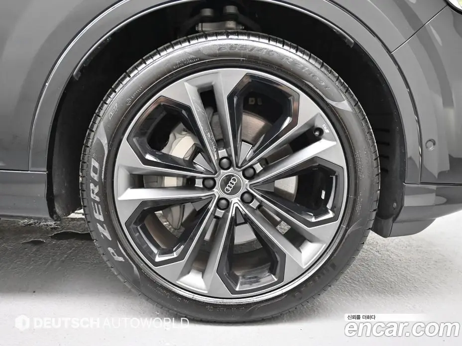 Audi Q7 2025 3.0 АКПП, фото 5