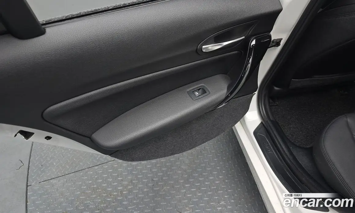 BMW 1 серия 2015 2.0 АКПП, фото 14 BMW 1 серия 2015 2.0 АКПП, фото 14