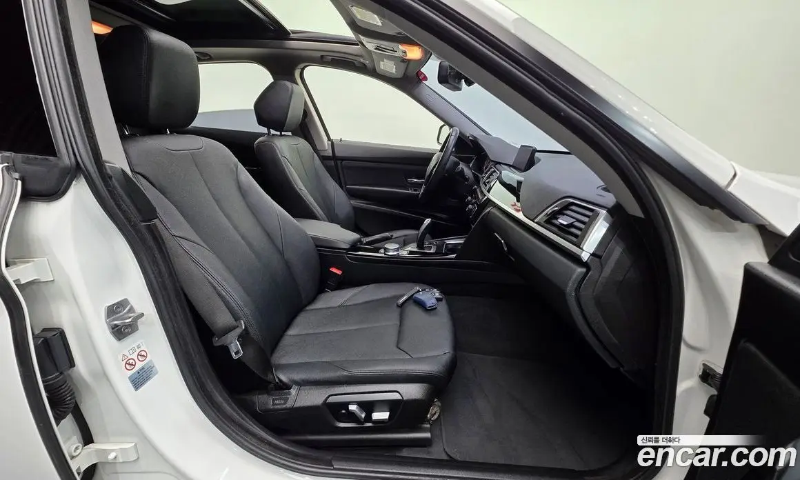 BMW 3 серия 2017 2.0 АКПП, фото 13