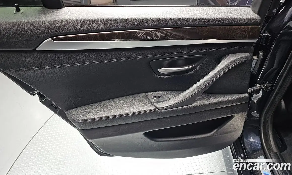 BMW 5 серия 2016 2.0 АКПП, фото 14